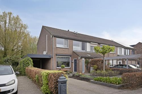 van Colsterstraat 9, Geertruidenberg